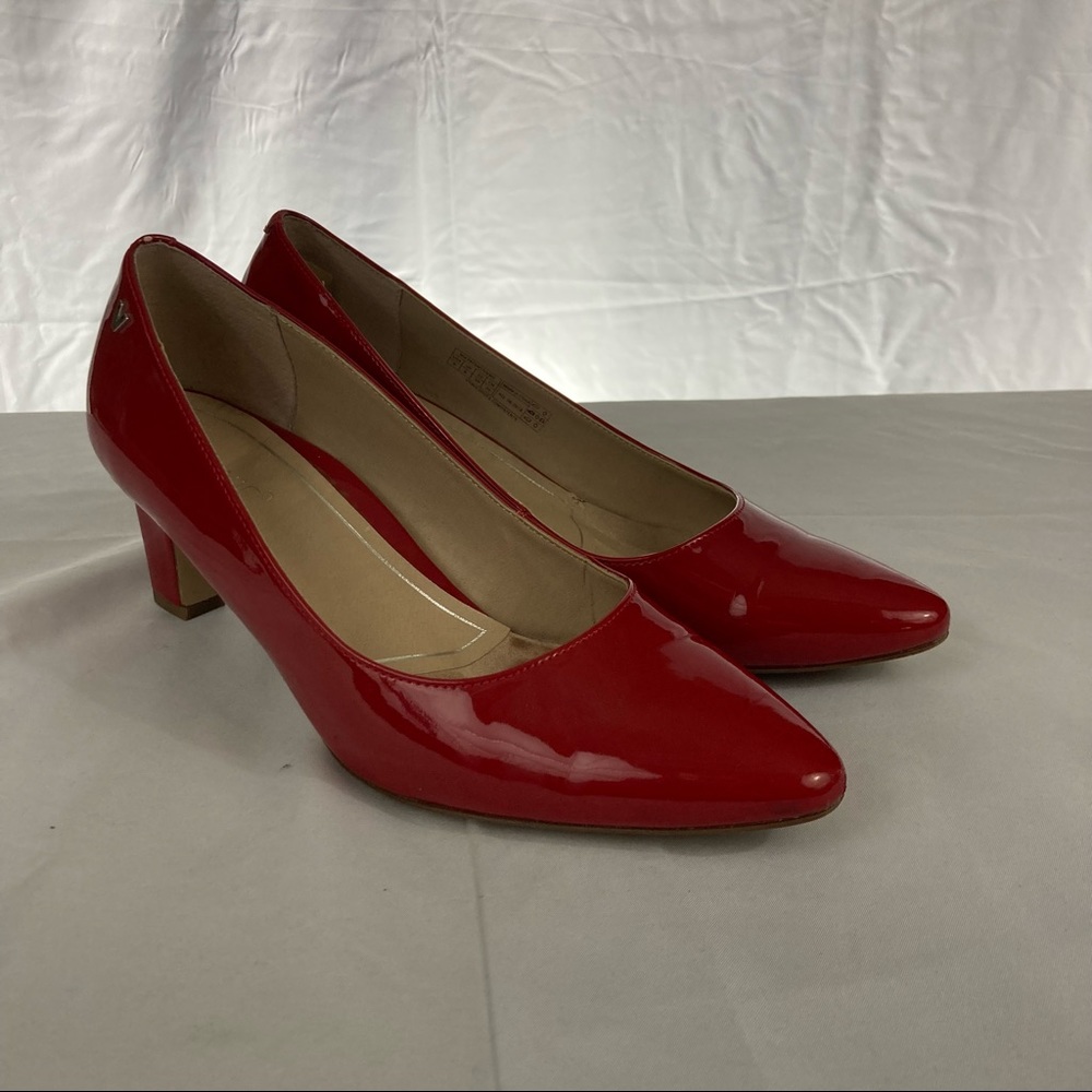 Vionic Mia cherry red patent leather heels - size 8 - 2” heels
